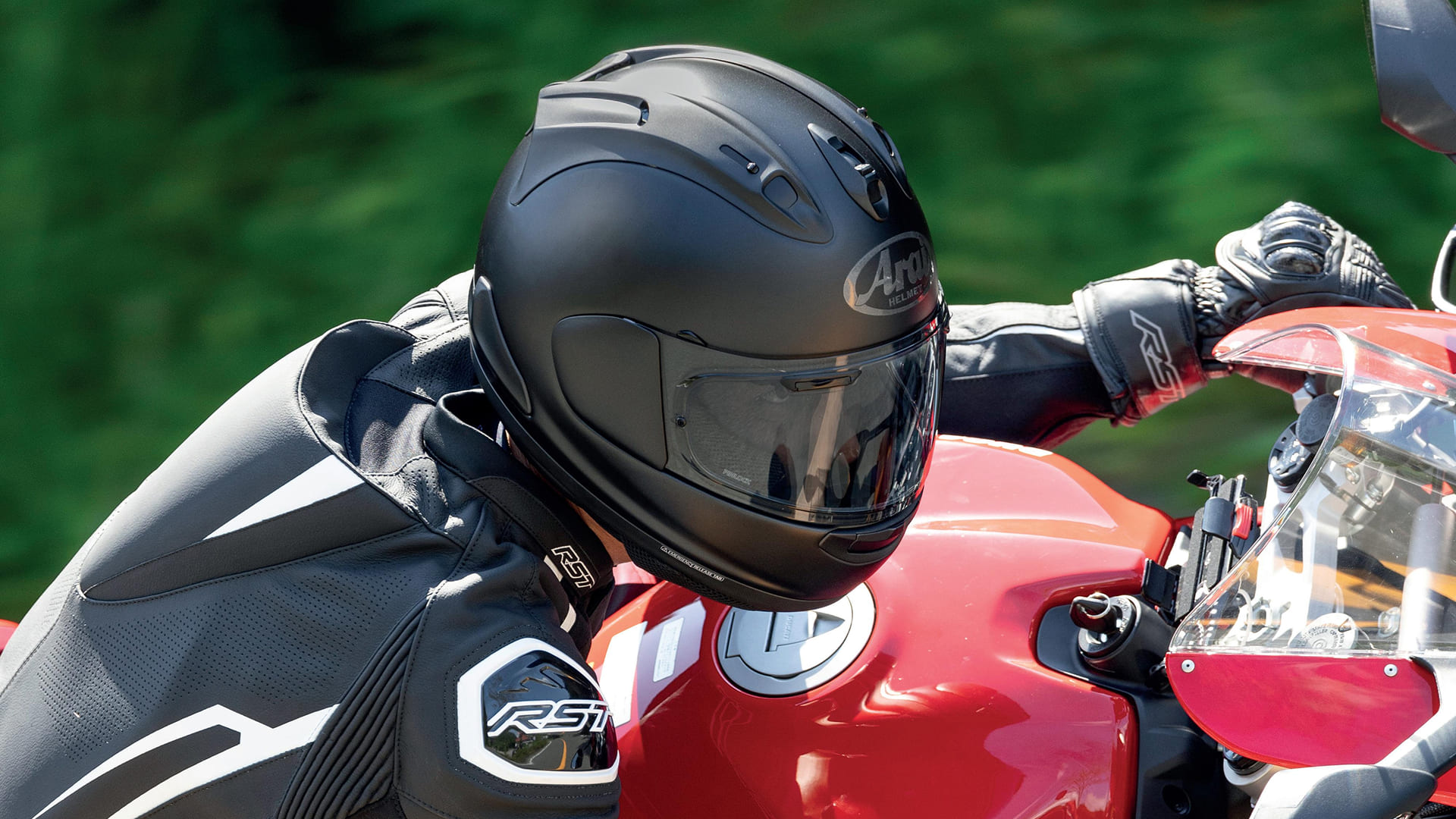 Шлемы Arai Шлемы Arai