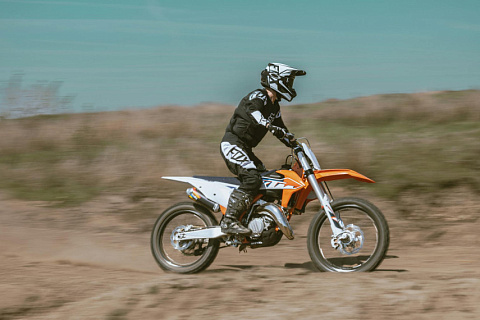 Fox Racing – история основания бренда мотоэкипировки