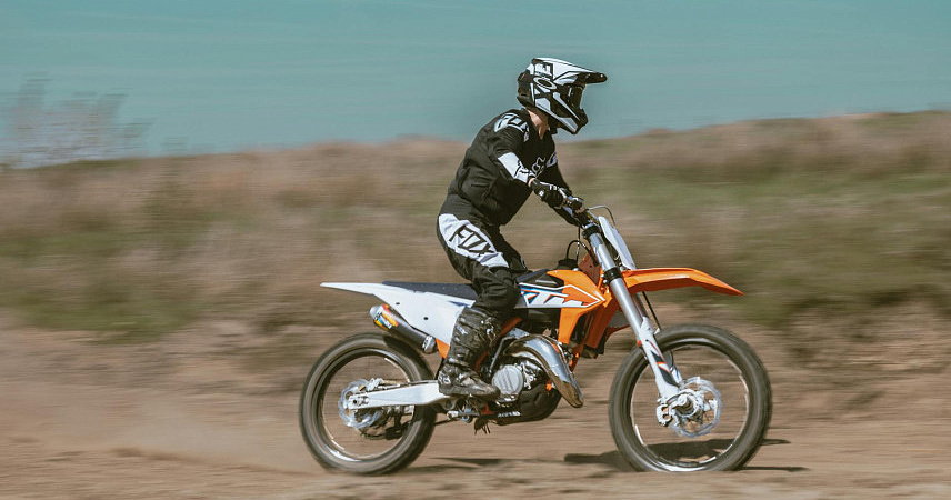 Fox Racing – история основания бренда мотоэкипировки