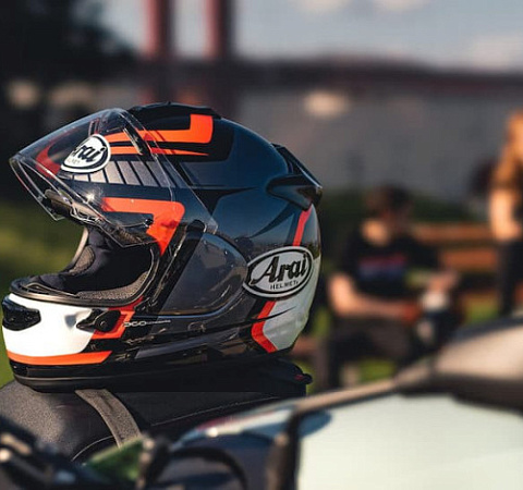 Arai – история основания премиального бренда мотошлемов